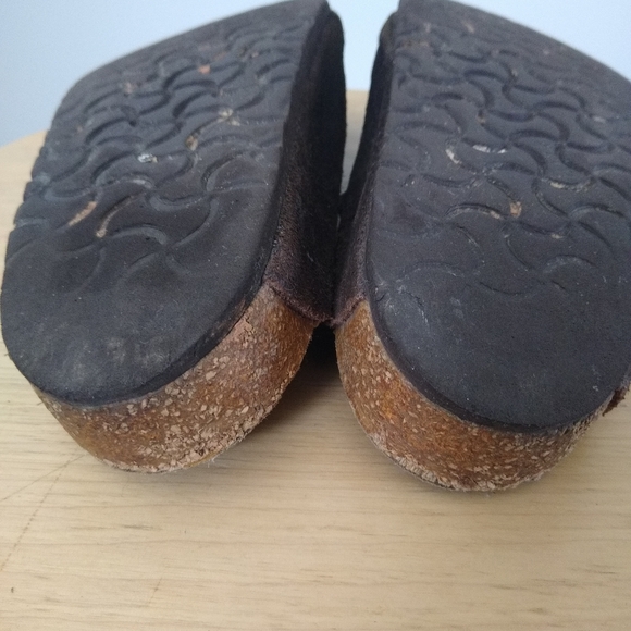 Birkenstock Boston Brown Suede Slippers - Picture 10 of 11